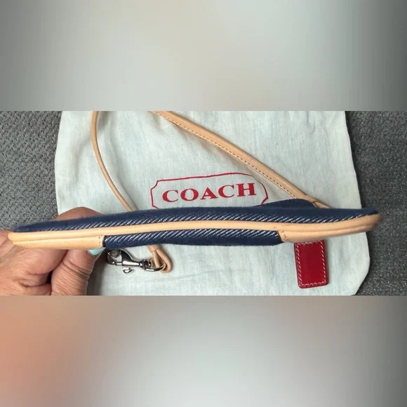 Coach Vintage Girlie Denim Skinny Wristlet No. 6782 NWOT - Picture 4 of 6